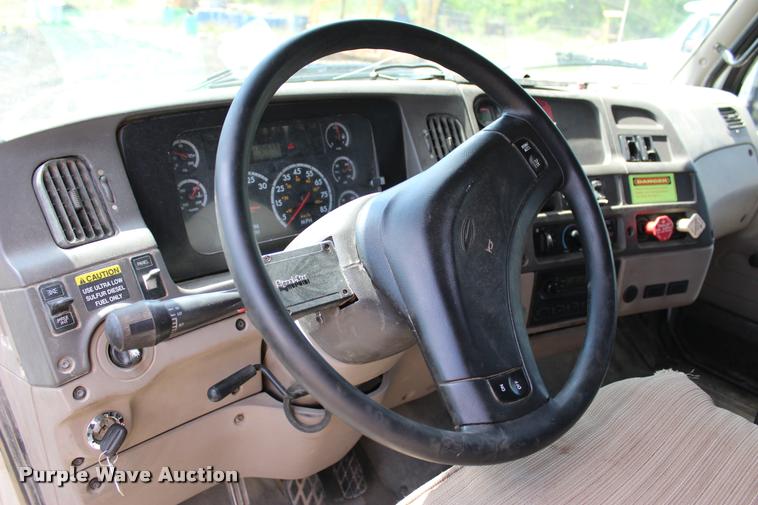 image for item L3054 2008 Sterling LT8500 dump truck