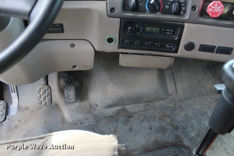 image for item L3054 2008 Sterling LT8500 dump truck