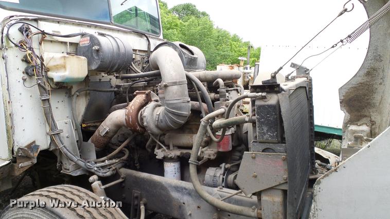 image for item L3059 1991 International 9400 dump truck