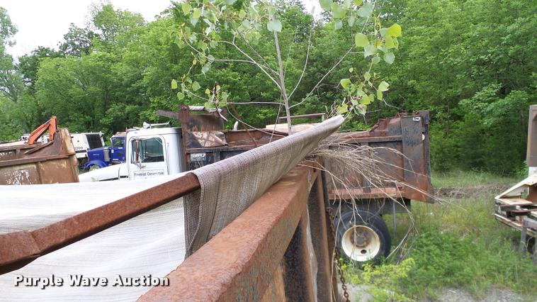 image for item L3059 1991 International 9400 dump truck