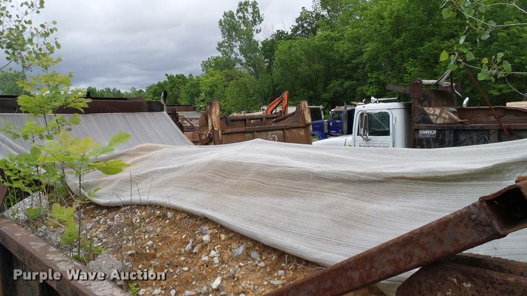 image for item L3059 1991 International 9400 dump truck