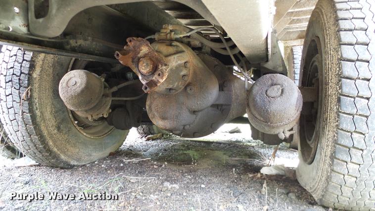 image for item L3059 1991 International 9400 dump truck