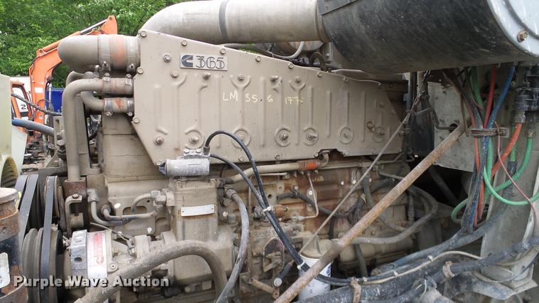 image for item L3062 1991 International 9400 dump truck