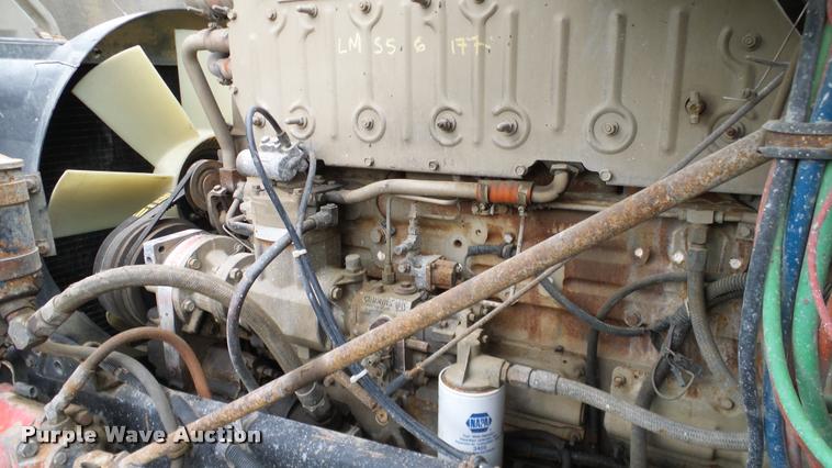 image for item L3062 1991 International 9400 dump truck