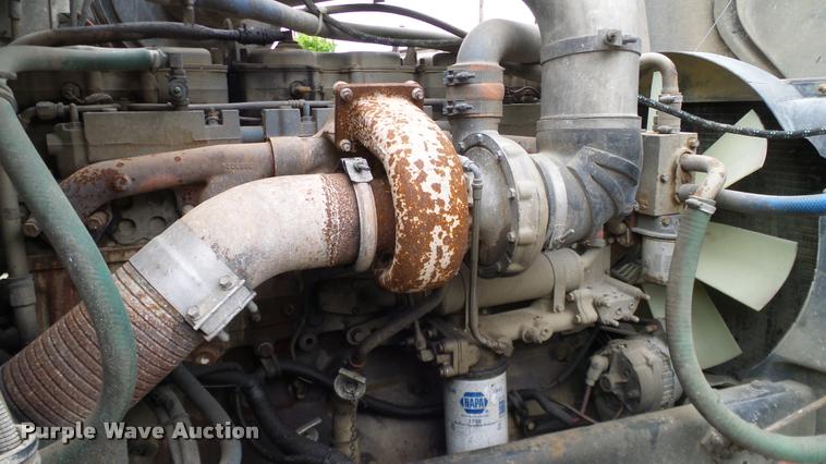 image for item L3062 1991 International 9400 dump truck