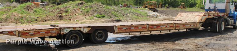 image for item L3064 1977 Muv-All drop deck equipment trailer