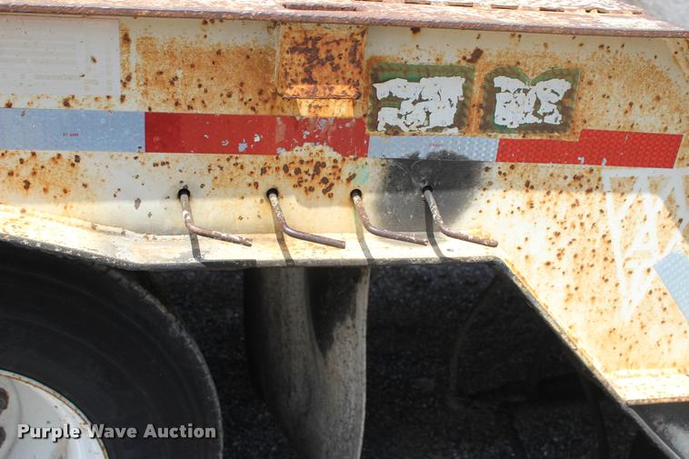 image for item L3064 1977 Muv-All drop deck equipment trailer