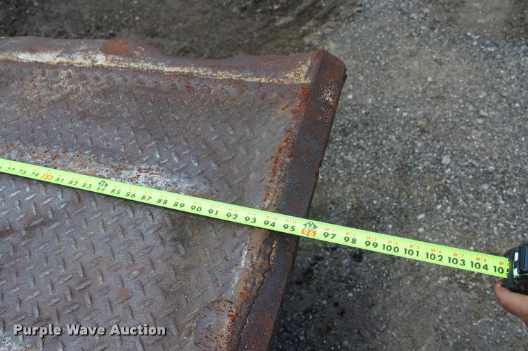 image for item L3064 1977 Muv-All drop deck equipment trailer