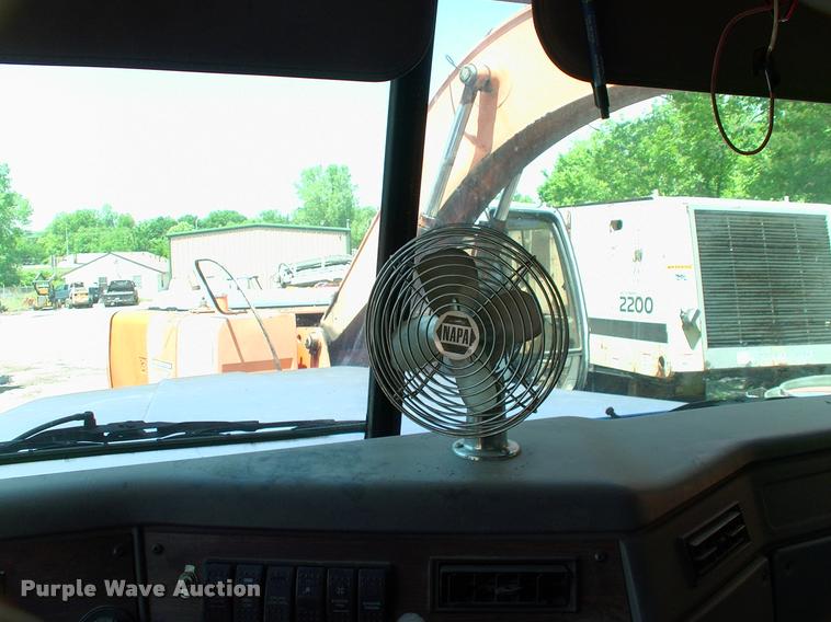 image for item L3066 1999 Western Star 4964EX dump truck