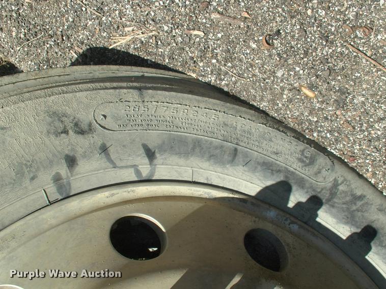 image for item L3066 1999 Western Star 4964EX dump truck