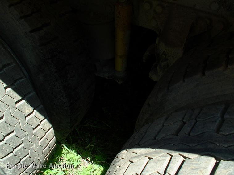 image for item L3066 1999 Western Star 4964EX dump truck