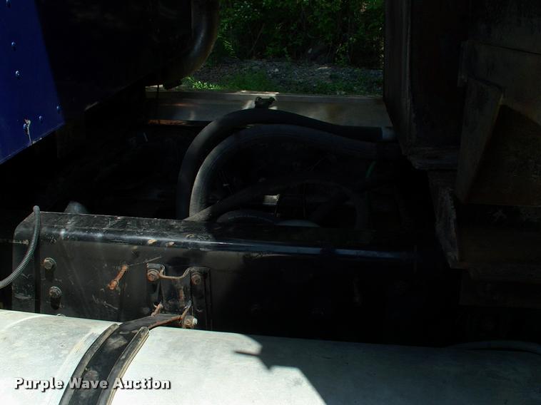 image for item L3066 1999 Western Star 4964EX dump truck