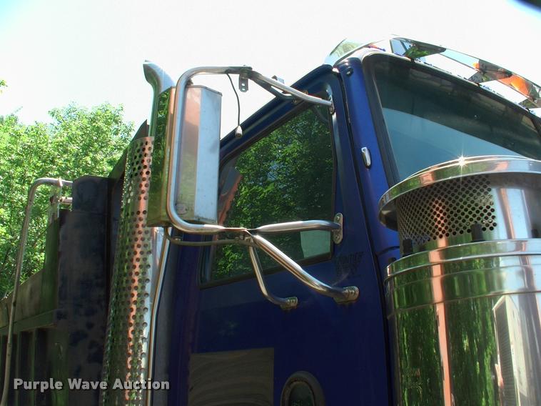 image for item L3066 1999 Western Star 4964EX dump truck