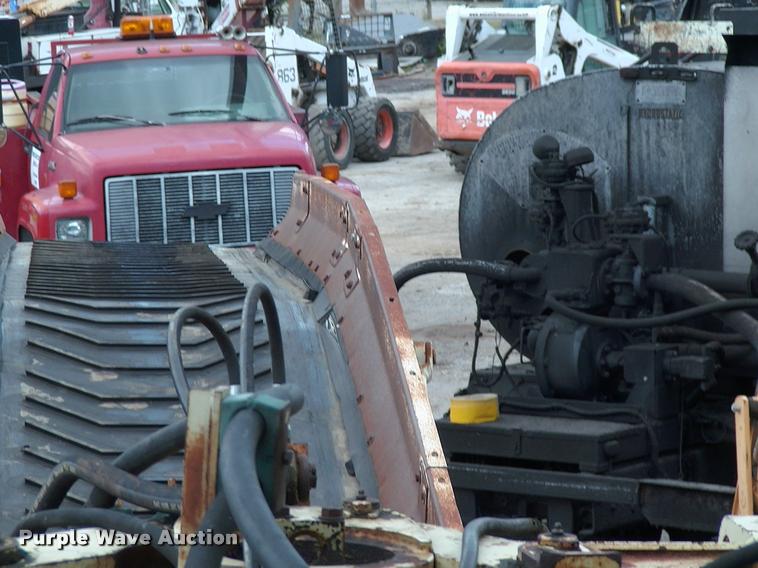 image for item L3067 Ingersoll Rand Procut 2200 asphalt milling machine