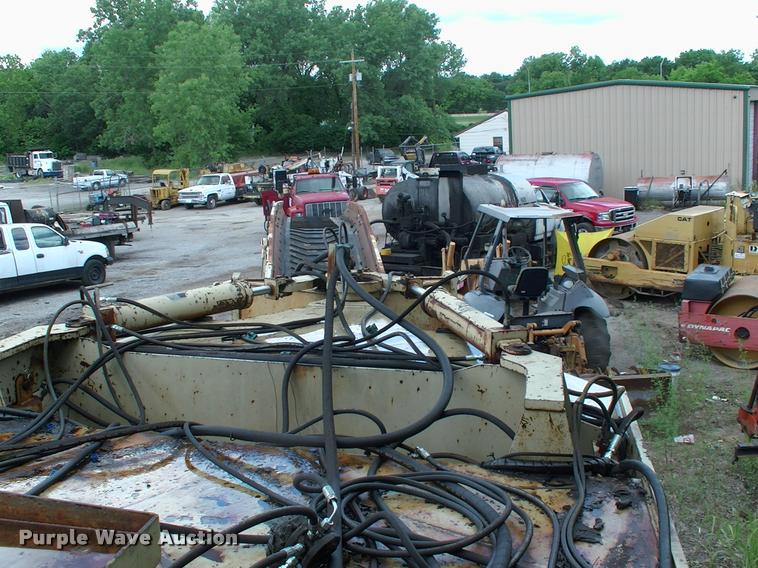 image for item L3067 Ingersoll Rand Procut 2200 asphalt milling machine