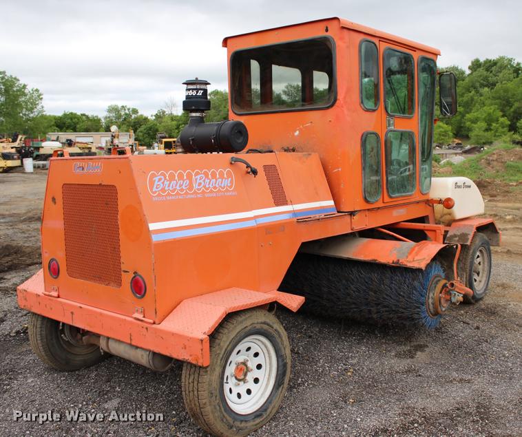 image for item L3068 Broce Broom RJ350 broom