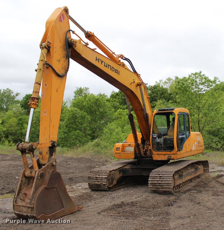 image for item L3070 1998 Hyundai R210LC-3 excavator