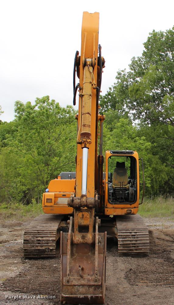 image for item L3070 1998 Hyundai R210LC-3 excavator
