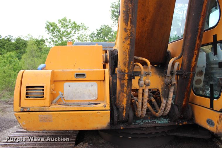 image for item L3070 1998 Hyundai R210LC-3 excavator