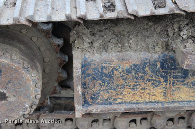 image for item L3070 1998 Hyundai R210LC-3 excavator