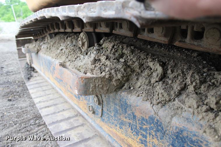 image for item L3070 1998 Hyundai R210LC-3 excavator