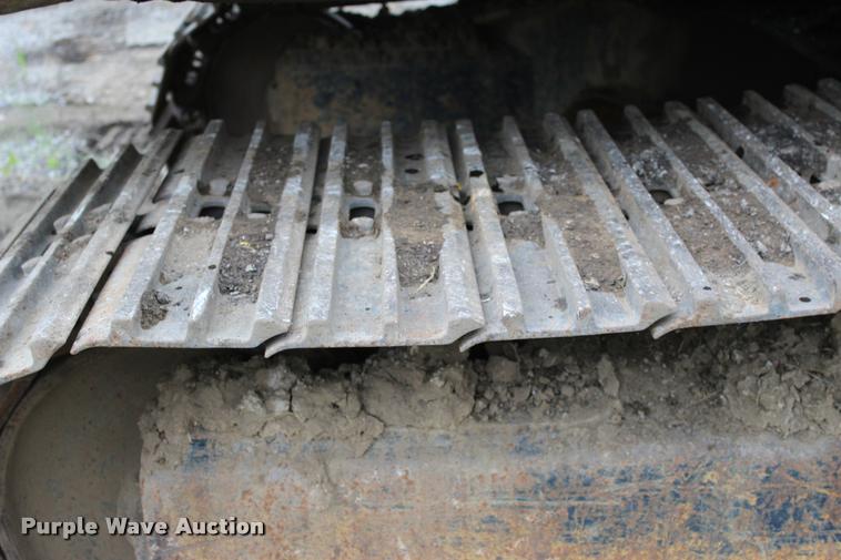 image for item L3070 1998 Hyundai R210LC-3 excavator