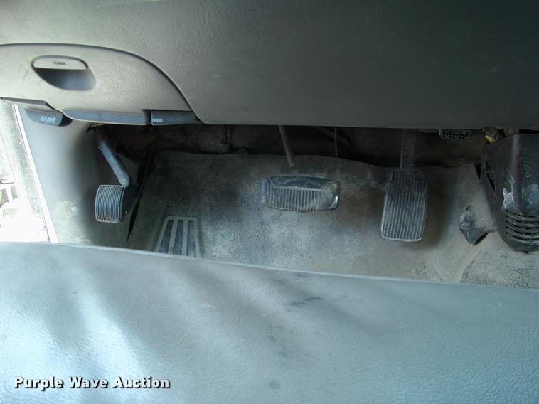 image for item L3071 2000 Ford F150 SuperCab pickup truck