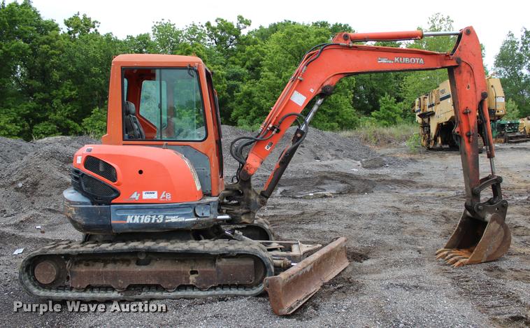 image for item L3074 2005 Kubota RX161-3SS compact excavator