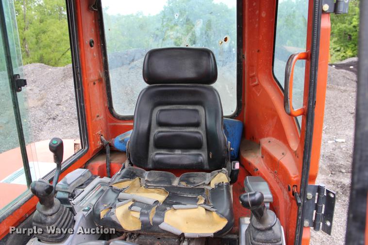 image for item L3074 2005 Kubota RX161-3SS compact excavator