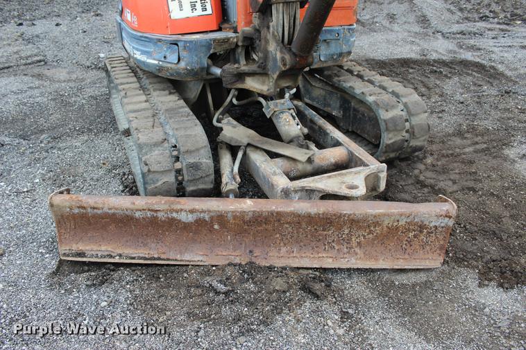 image for item L3074 2005 Kubota RX161-3SS compact excavator