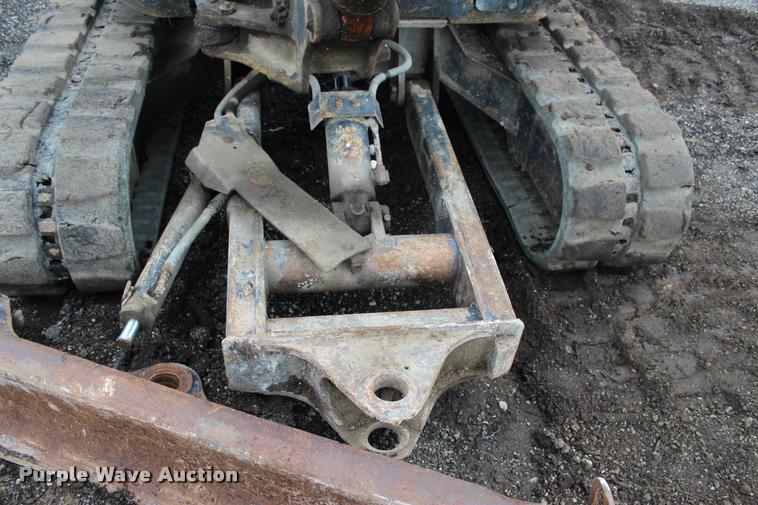 image for item L3074 2005 Kubota RX161-3SS compact excavator