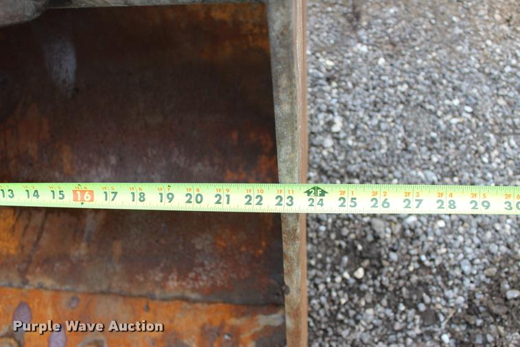 image for item L3074 2005 Kubota RX161-3SS compact excavator