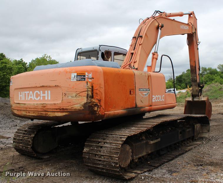 image for item L3075 2000 Hitachi EX200LC-5 excavator