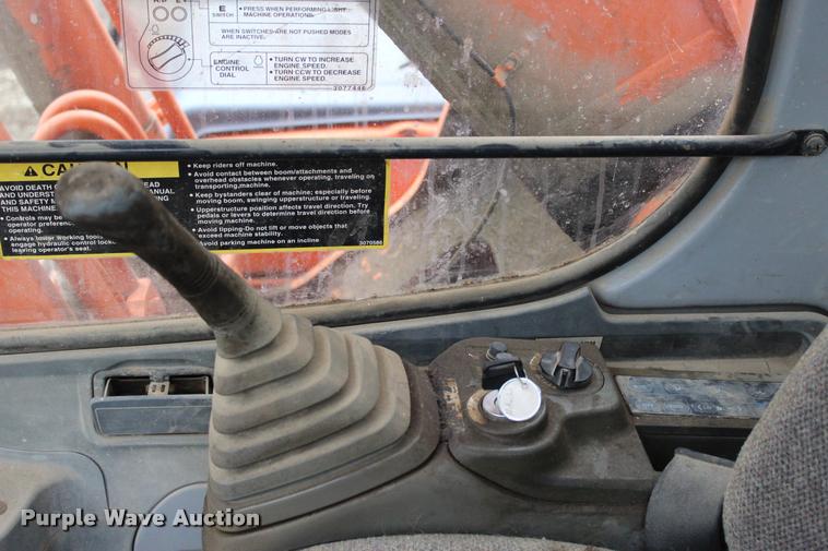 image for item L3075 2000 Hitachi EX200LC-5 excavator