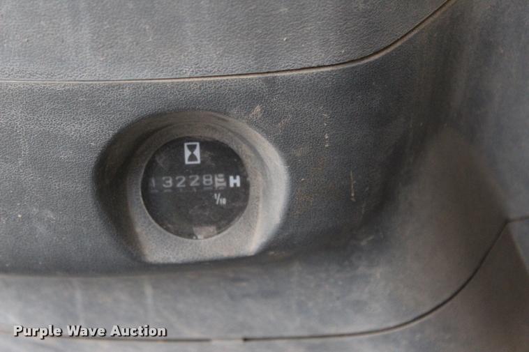 image for item L3075 2000 Hitachi EX200LC-5 excavator