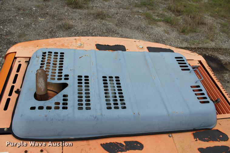 image for item L3075 2000 Hitachi EX200LC-5 excavator