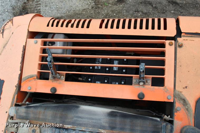 image for item L3075 2000 Hitachi EX200LC-5 excavator