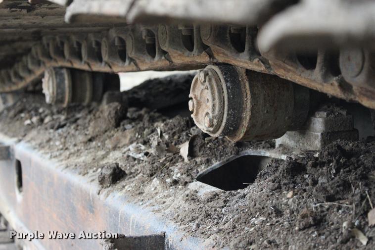 image for item L3075 2000 Hitachi EX200LC-5 excavator