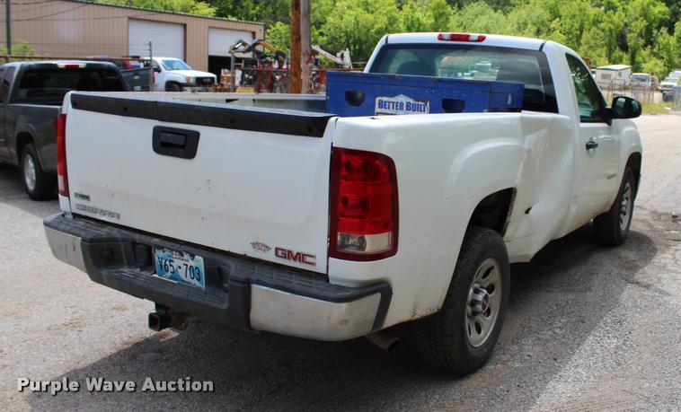image for item L3081 2011 GMC Sierra 1500 pickup truck