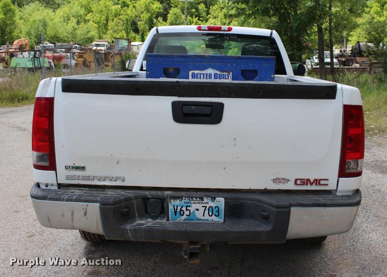 image for item L3081 2011 GMC Sierra 1500 pickup truck