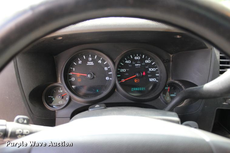 image for item L3081 2011 GMC Sierra 1500 pickup truck