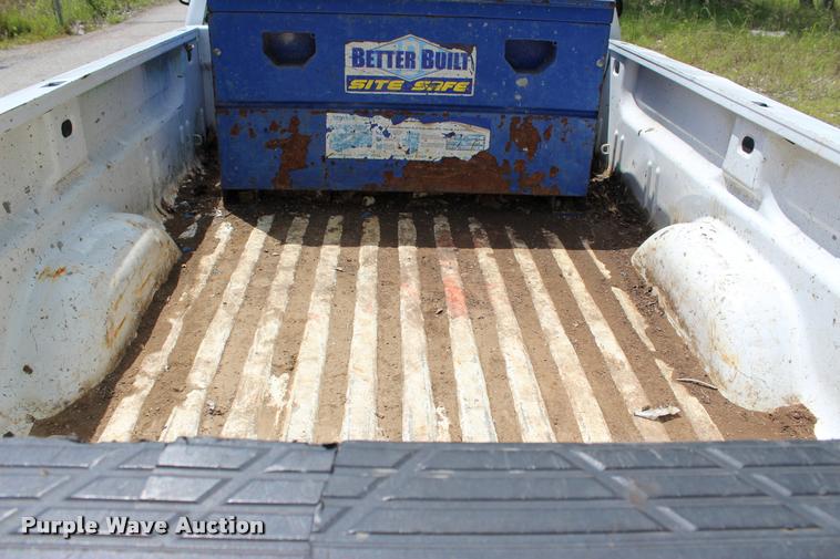 image for item L3081 2011 GMC Sierra 1500 pickup truck