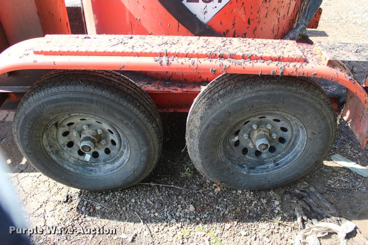 image for item L3083 2011 Crafco SS250D crack sealer