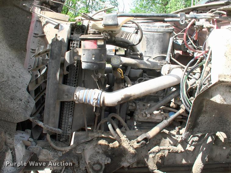 image for item L3085 1996 Ford F800 Super Duty oil distributor truck