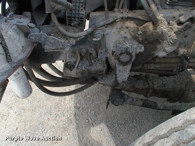 image for item L3085 1996 Ford F800 Super Duty oil distributor truck