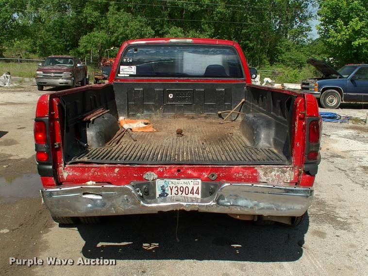 image for item L3086 1996 Dodge Ram 3500 pickup truck