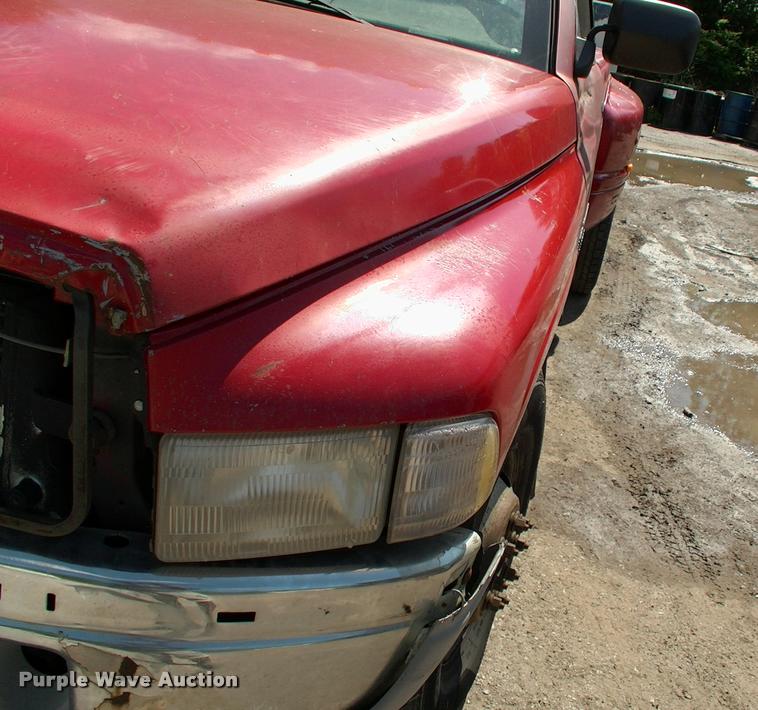 image for item L3086 1996 Dodge Ram 3500 pickup truck