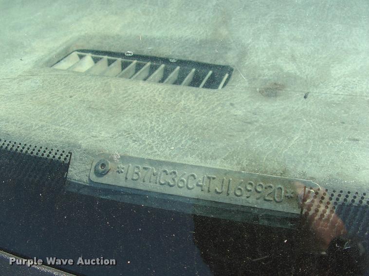 image for item L3086 1996 Dodge Ram 3500 pickup truck