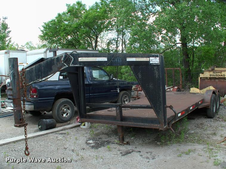 image for item L3087 2001 Cats flatbed trailer