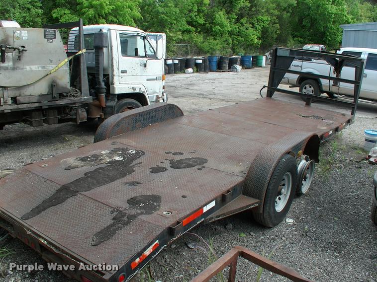 image for item L3087 2001 Cats flatbed trailer